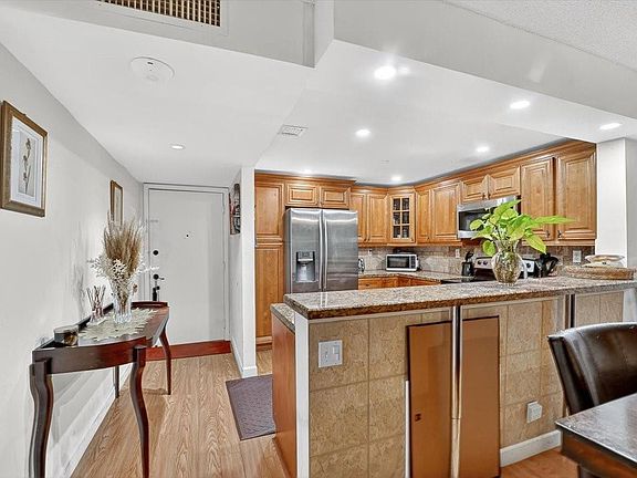 5th image of 7950 W Mcnab Road #302