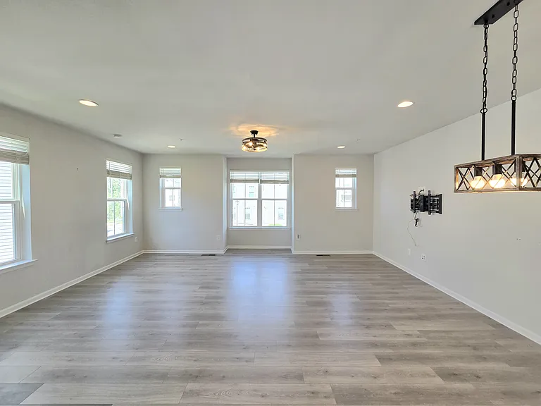 13146 Dowdens Station Way — Photo 11