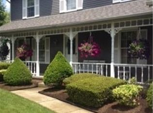 1855 White Chapel Cir NW, Uniontown, OH 44685