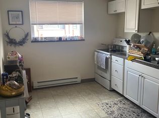 45 Coolidge Hill Rd APT 8, Watertown, MA 02472