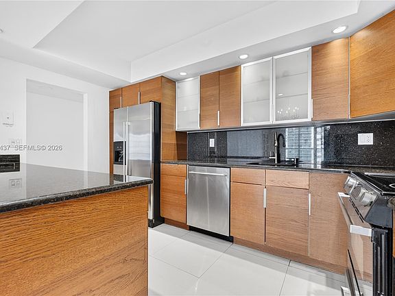 3rd image of 19380 Collins Ave APT 1103
