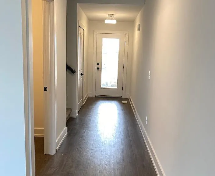 Front Foyer Hallway