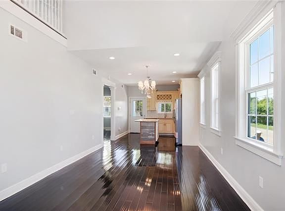3rd image of 9036 Marks St