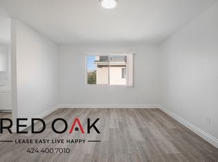 6853 Agnes Ave APT 2, North Hollywood, CA 91605