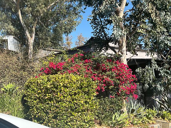 3rd image of 2486 Loy Ln