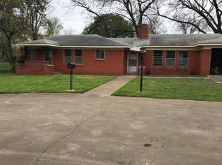 5746 Eden Rd, Kennedale, TX 76060