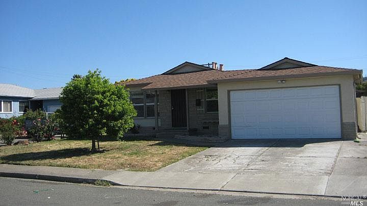 1st image of 1862 Griffin Dr