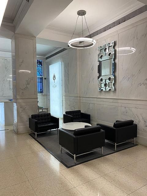 2nd image of 2000 Morris Ave #810