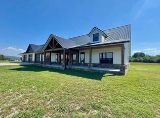 1656 Airport Dr, Mountain View, AR 72560