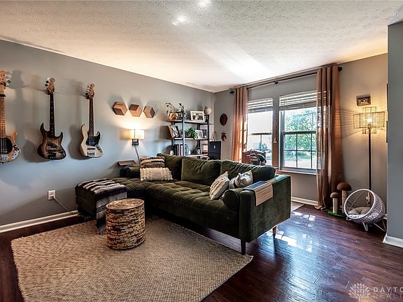 5th image of 257 Wood Forge Cir