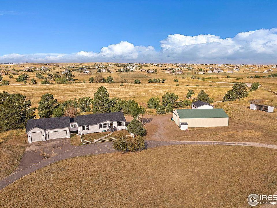 1st image of 46937 Monarch Dr
