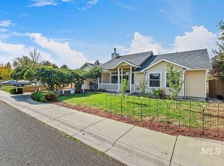 851 N Hampton Rd, Boise, ID 83704
