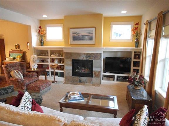 3rd image of 20373 SE Penhollow Ln