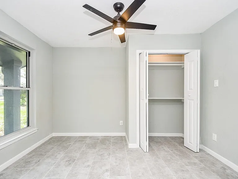 5850 Duxbury St — Photo 22
