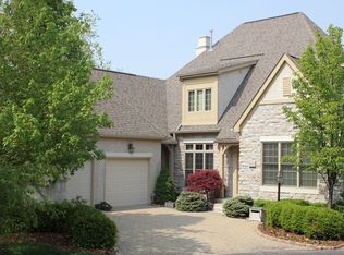 10145 Chelton Wood, Powell, OH
