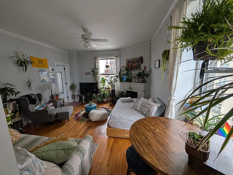 3330 N Lake Shore Dr — Photo 36
