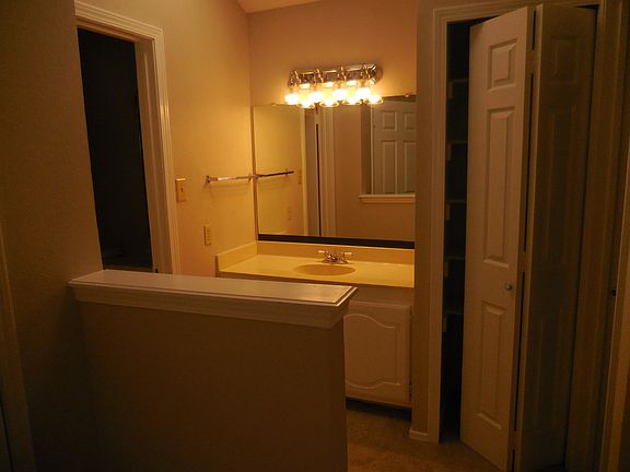 5th image of 3308 Briaroaks Dr
