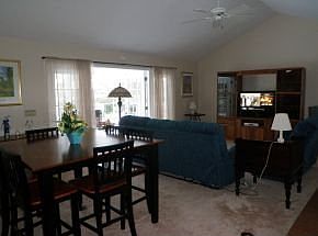 4th image of 222 E Joplin Ct
