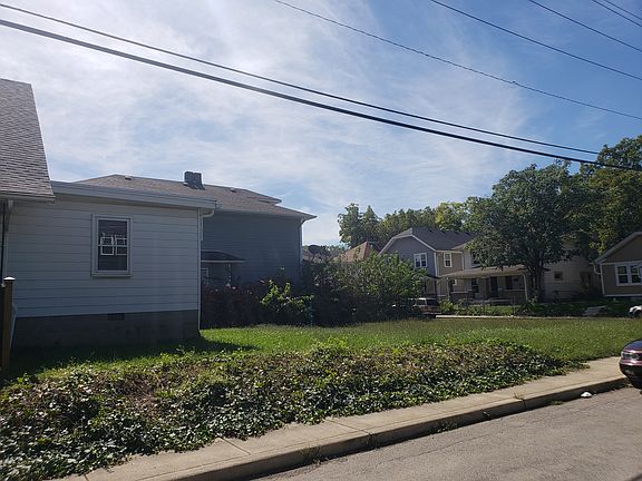 2nd image of 2705 E Saint Clair St