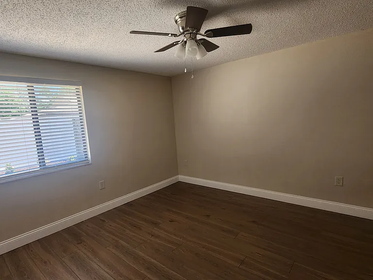 209 Corkwood Ln #209 — Photo 22