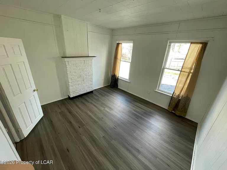 100 Westminster St — Photo 2