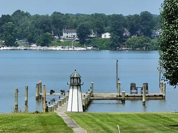 1915 Park Beach Dr, Aberdeen, MD 21001
