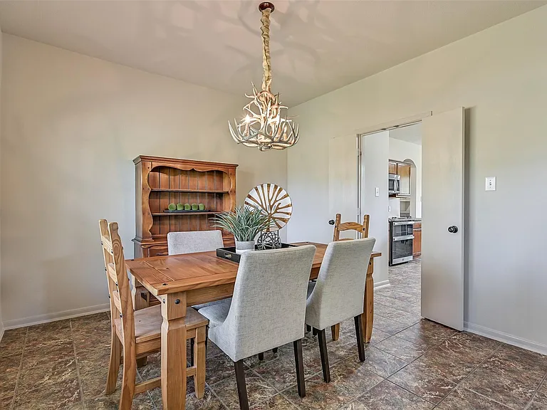 1404 Hollier Rd — Photo 11