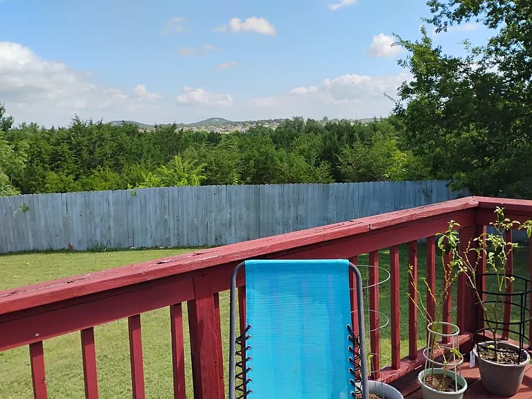 410 Saddle Dr — Photo 36