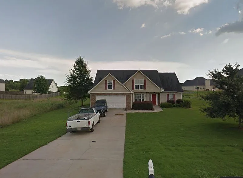 133 Bramble Way photo 1