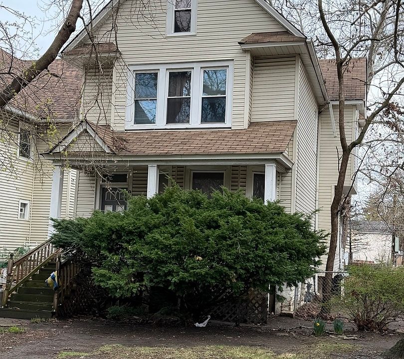 1st image of 9911 S Prospect Ave