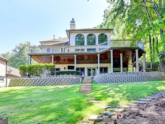 5th image of 1090 Matheson Way
