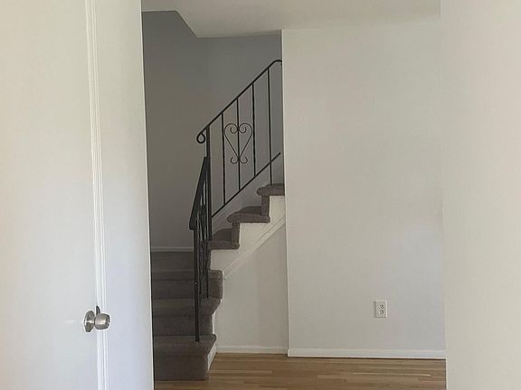 5th image of 91 Valentine Ave #B
