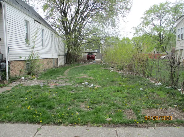 2042 W 69th Pl, Chicago, IL 60636