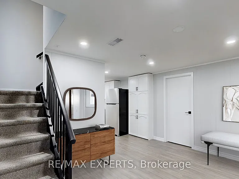 192 Dunbar Rd #BASEMENT — Photo 7