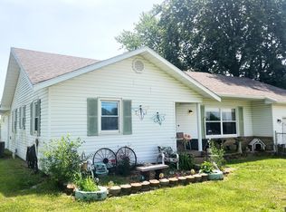 5114 Highway F, Bolivar, MO 65613
