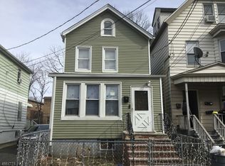 34 Cummings St, Irvington, NJ 07111