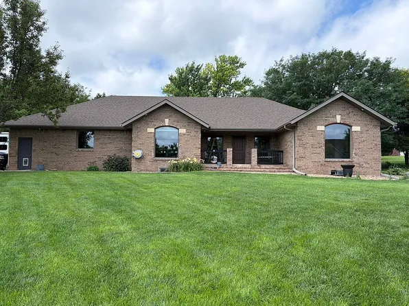 11 Supple Ave, Beloit, KS 67420