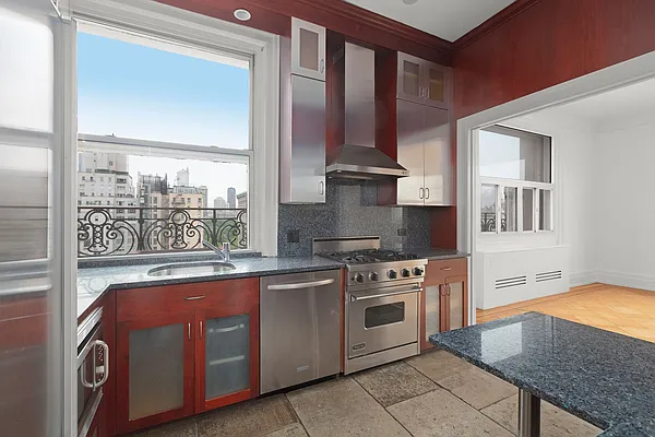 Rented by Yangtze Hudson LLC | media 16