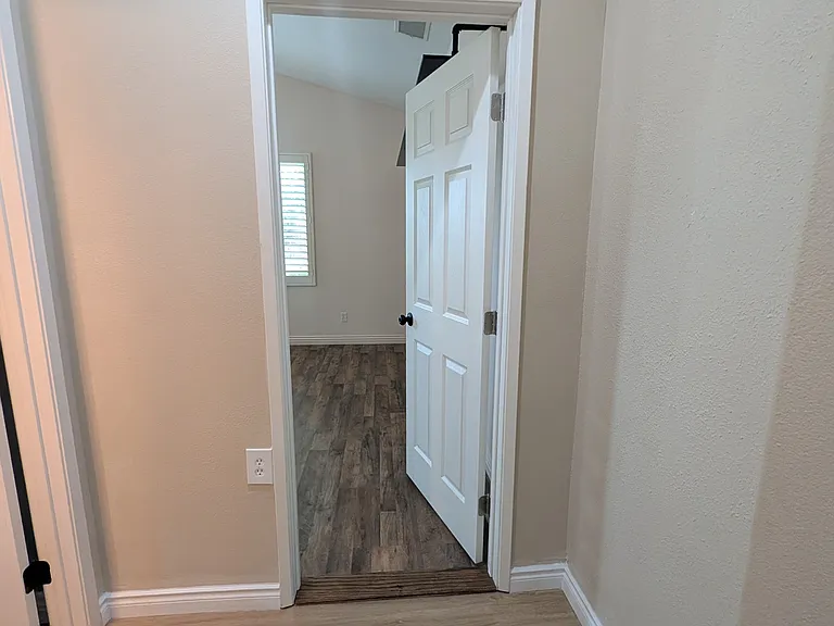 Cedarwood Dr — Photo 10