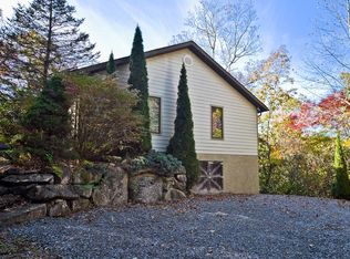 721 Moody Bridge Rd, Cullowhee, NC 28723