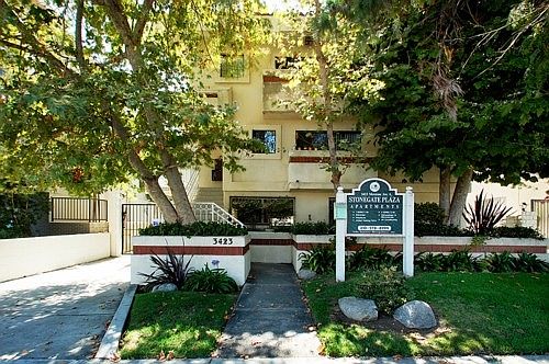 2nd image of 3423 Mentone Ave APT 105