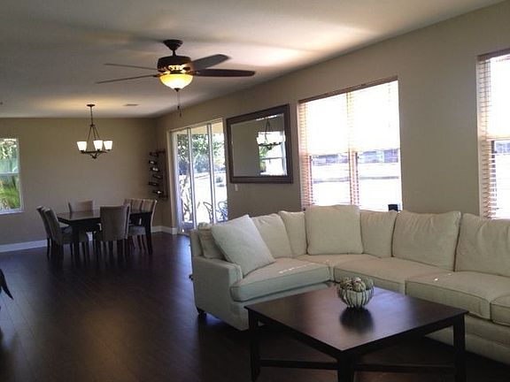 5th image of 17664 Holly Oak Ave
