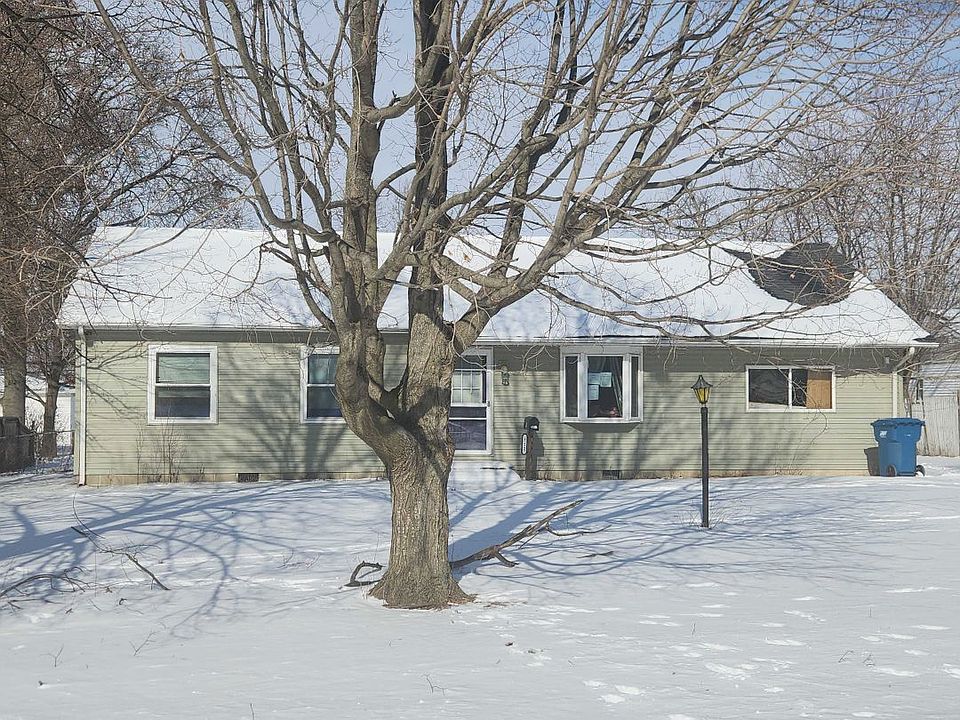 1st image of 712 E McCracken Ave
