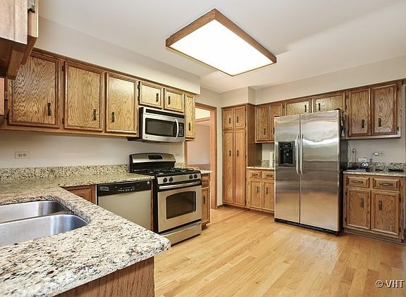 4th image of 2 Oak Leaf Ct