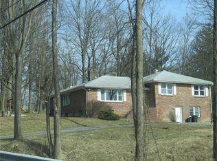 11 Old Country Rd, Monroe, NY 10950