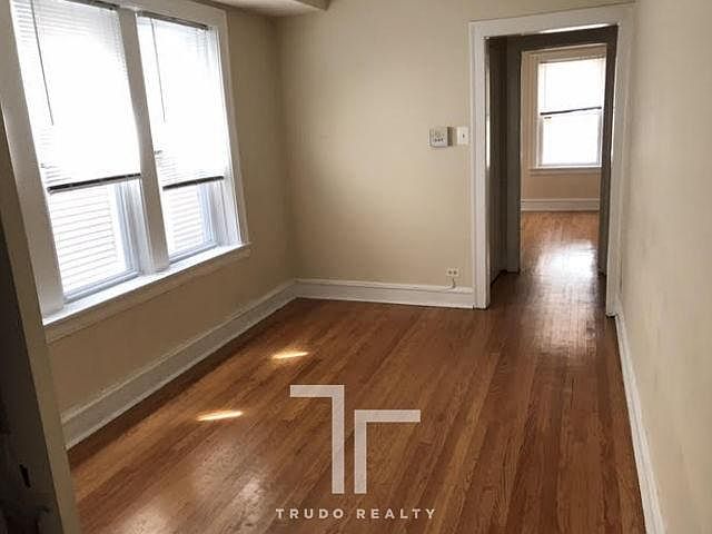 1st image of 5200 N Leavitt St #52041