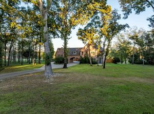2001 Rose Point, Athens, TX 75752
