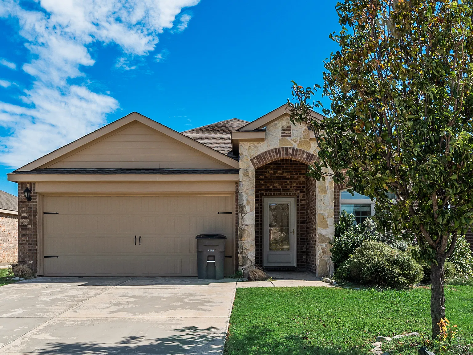 4 bed, 1712 sqft, $1,900 — Photo 4