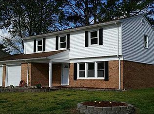1073 Autumn Harvest Dr, Virginia Beach, VA 23464