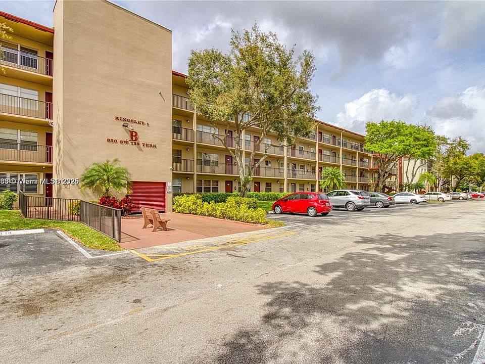 1st image of 850 SW 133rd Ter APT 316B